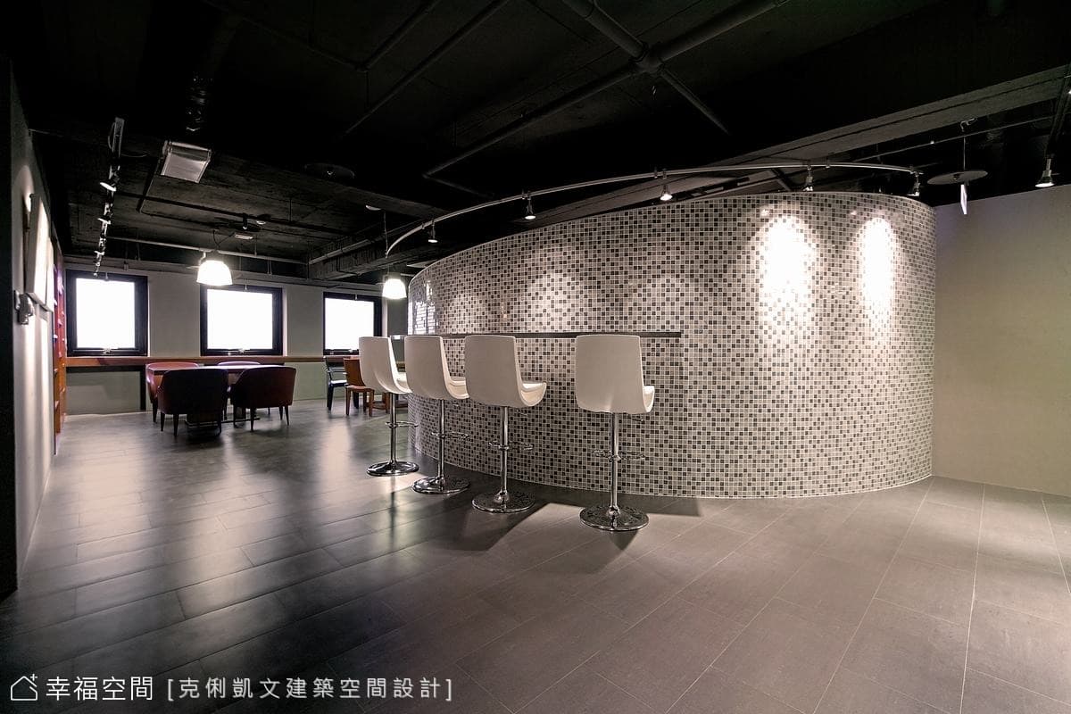 吧檯角落
