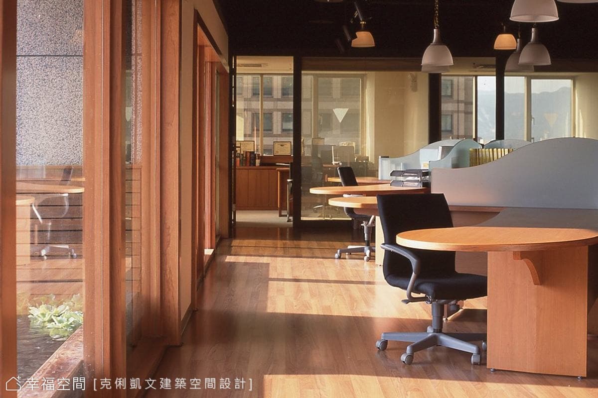落地採光