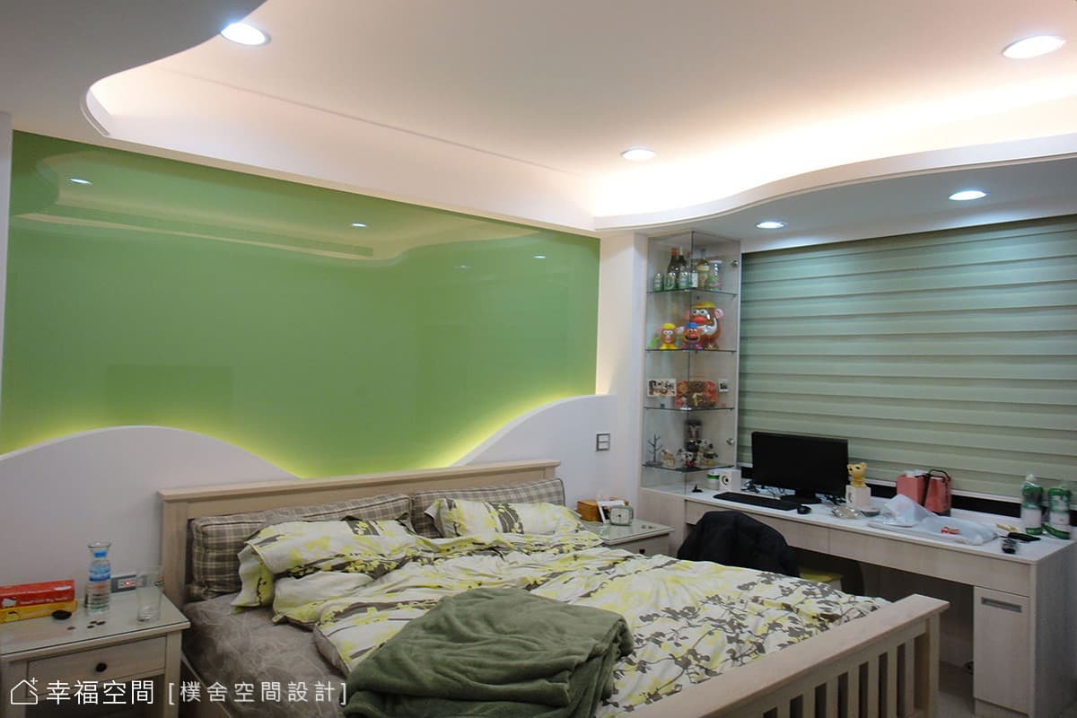 小孩房造型床頭