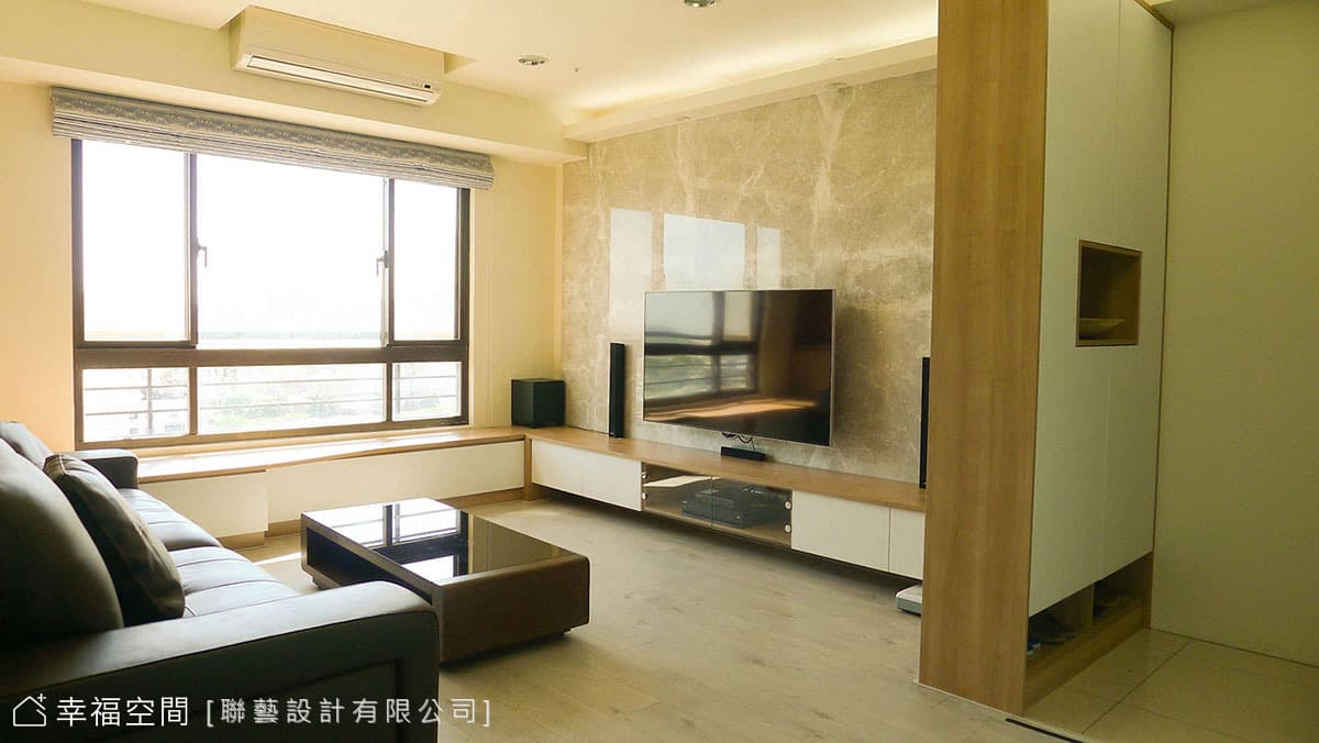 玄關到客廳