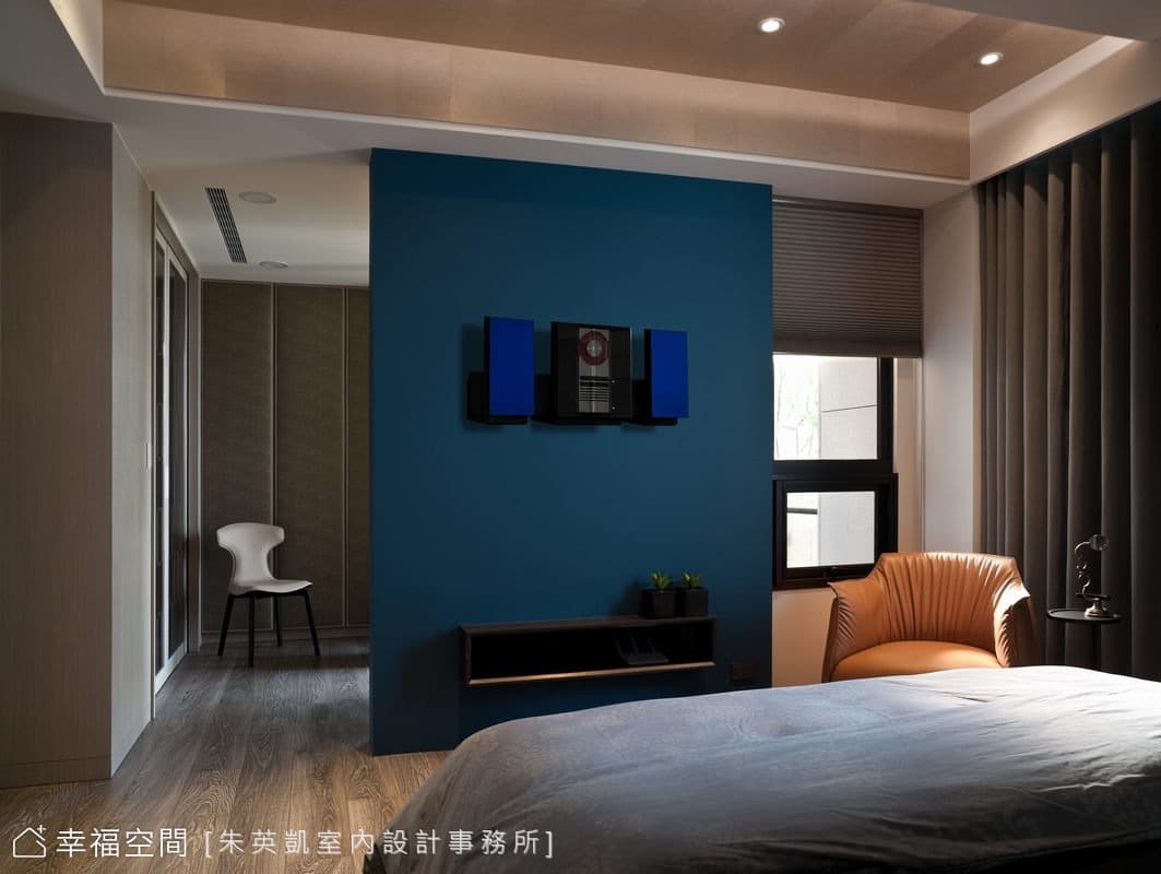 主臥電視牆