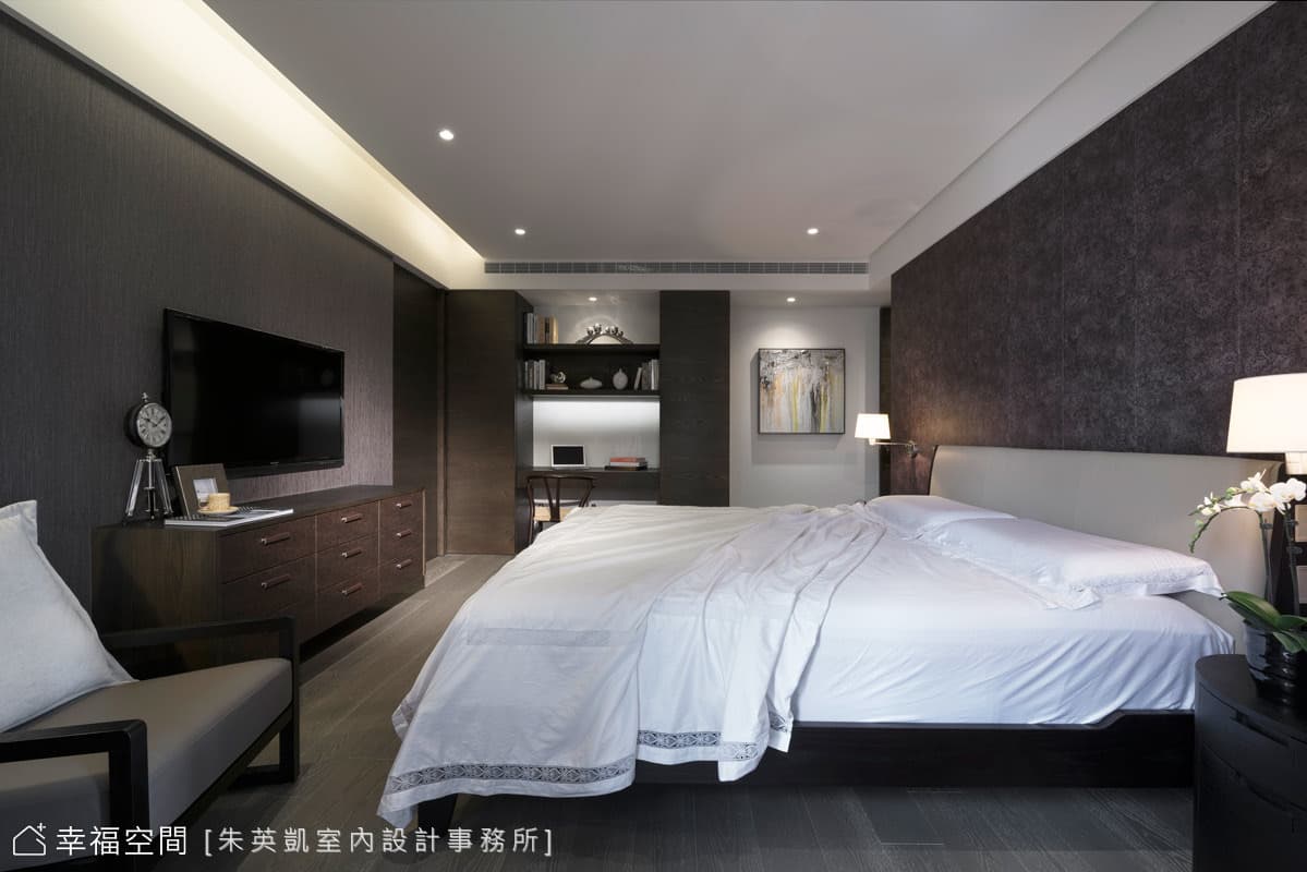 主臥房