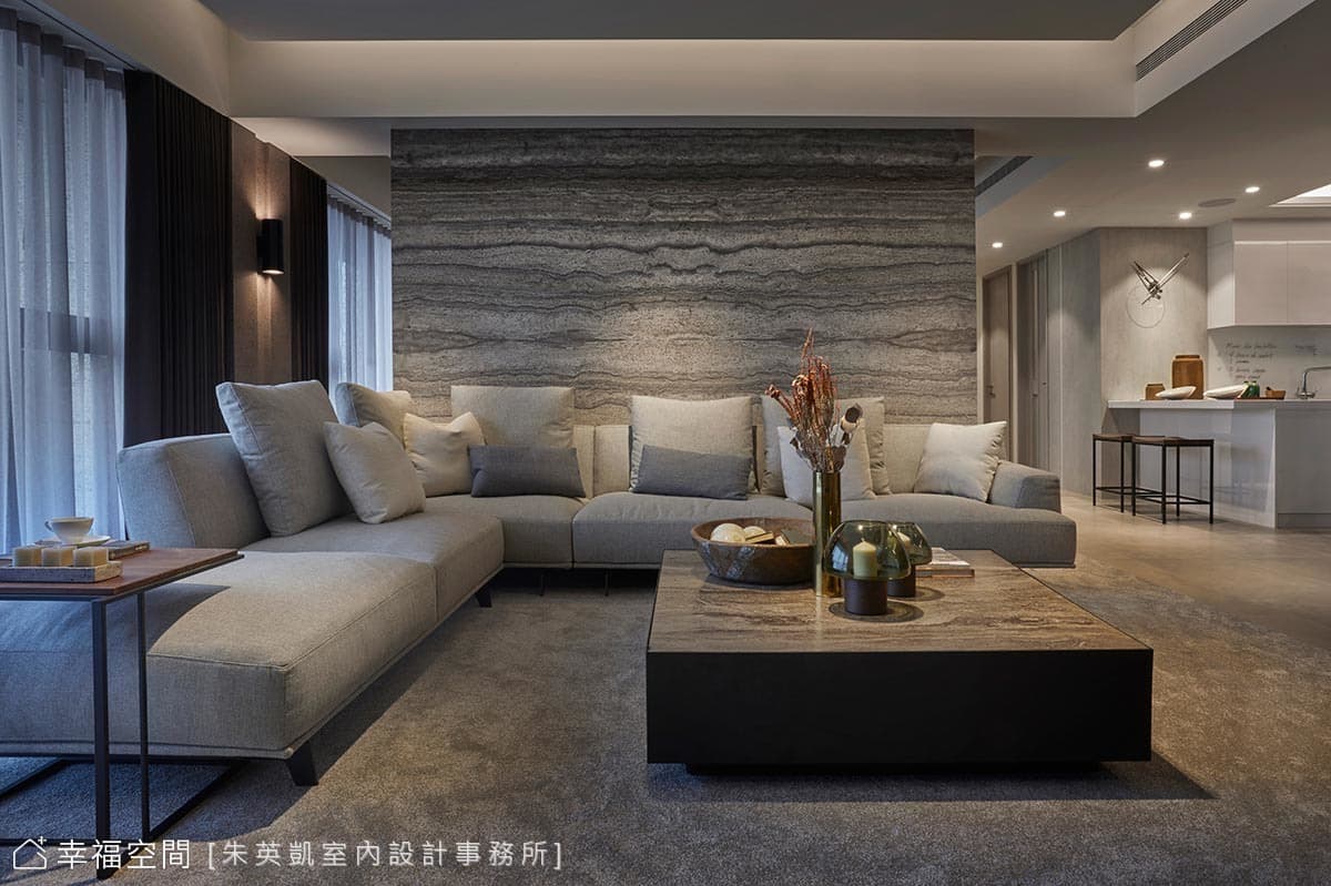 沙發牆