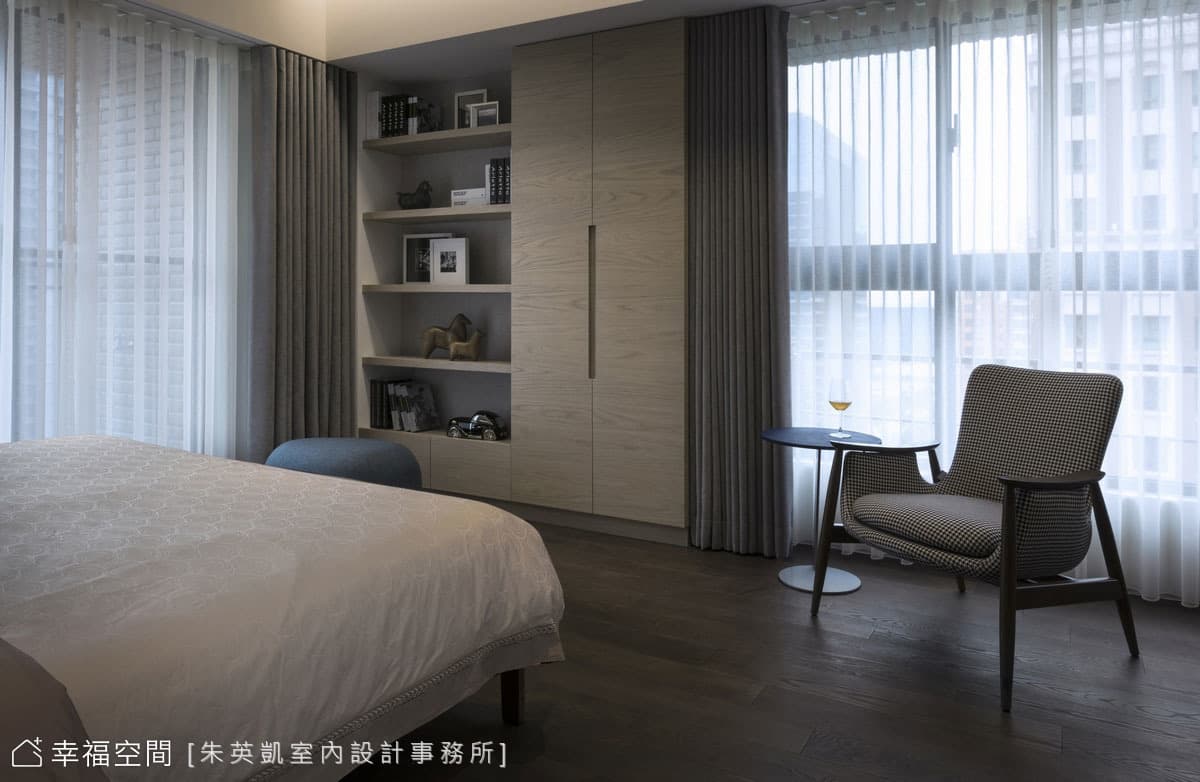主臥
