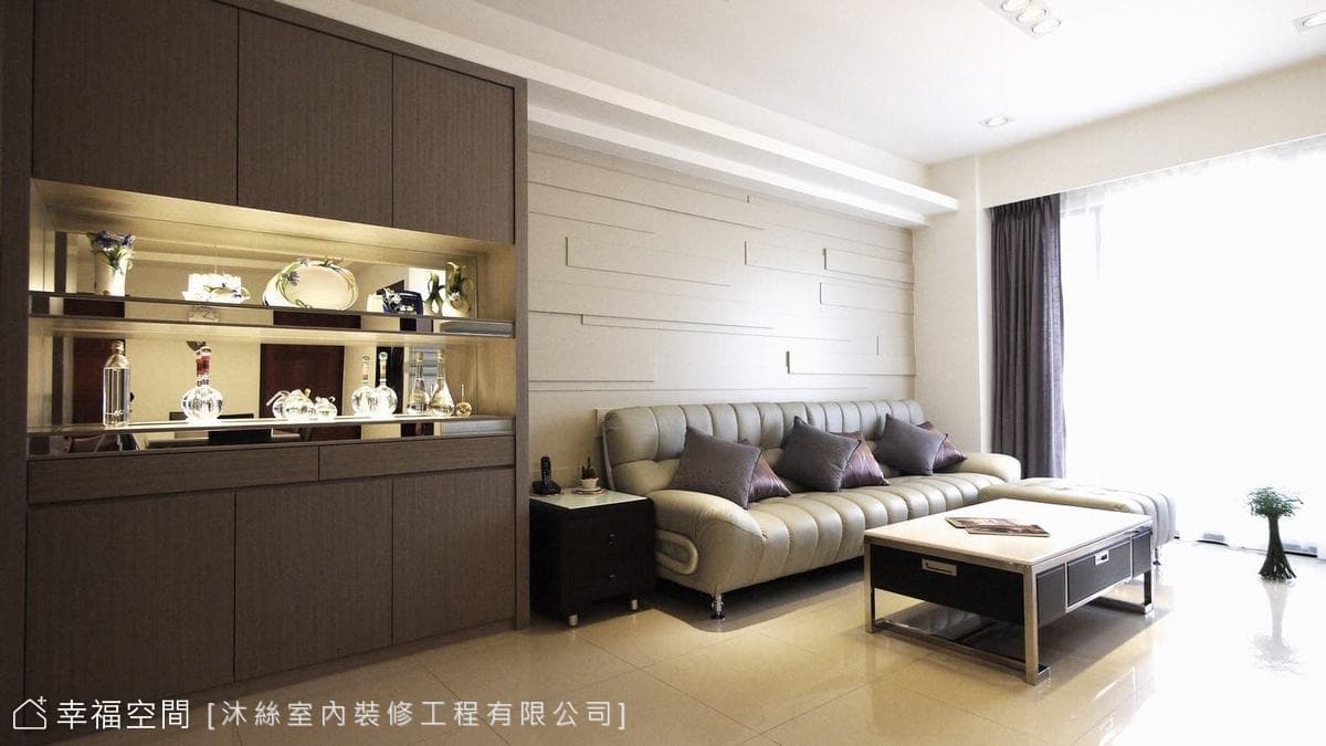 客廳展示櫃