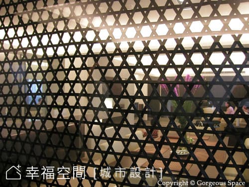 廚房窗景