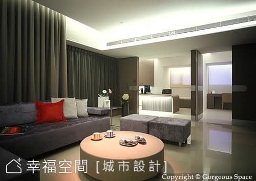 客廳望向房區（二）