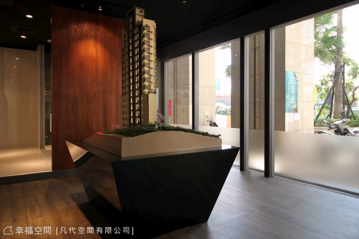 模型台