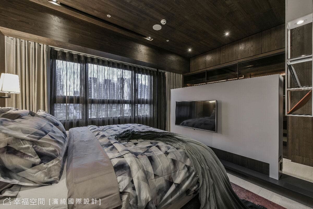 主臥室