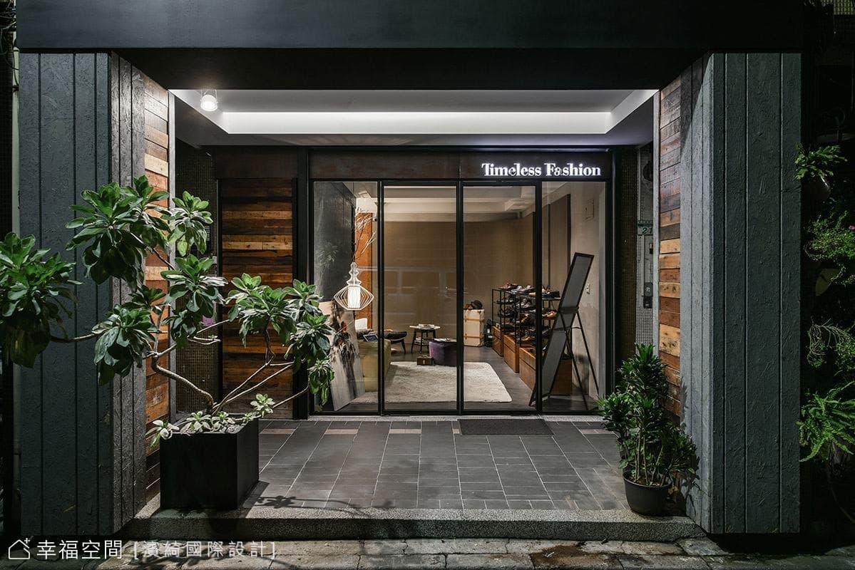 店門外觀