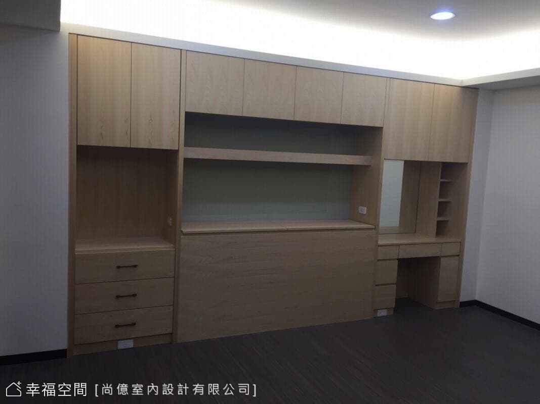 床頭櫃
