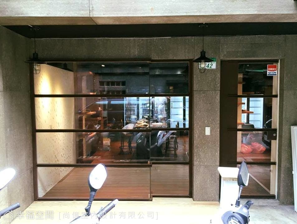 店門外觀