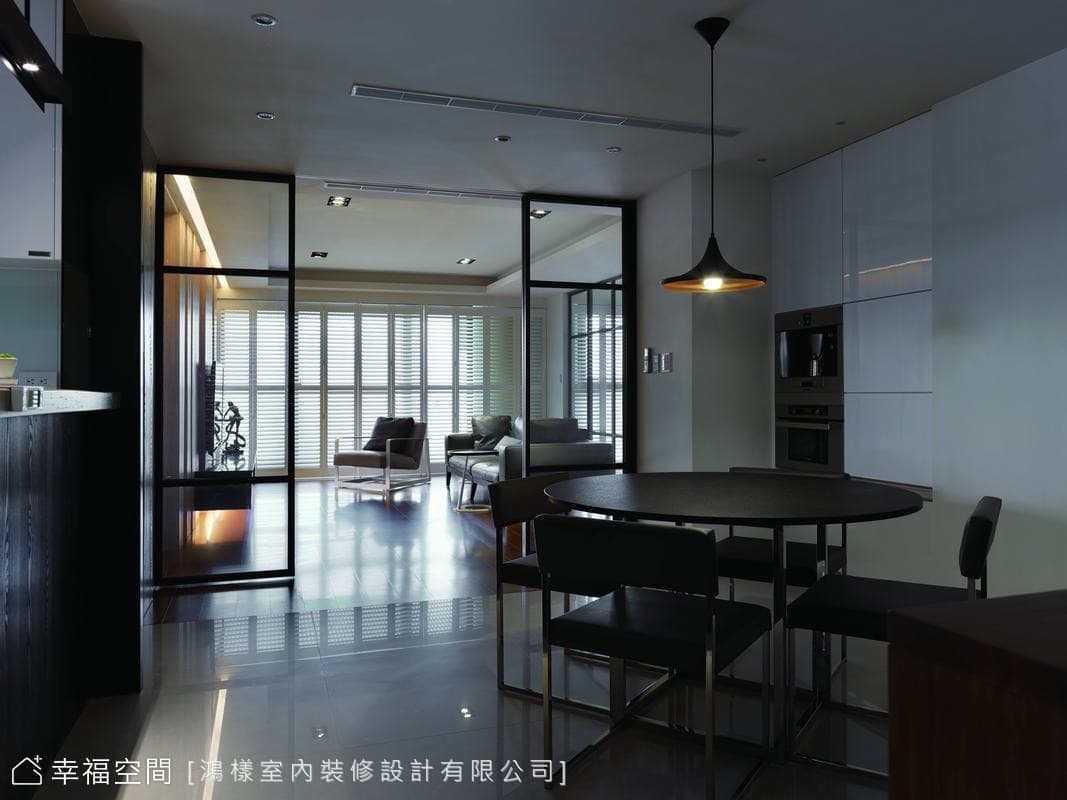 清玻隔間