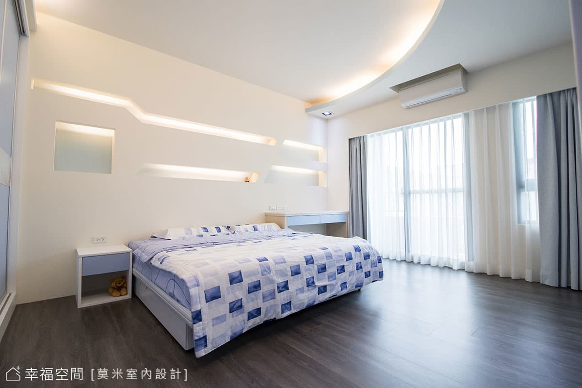 黑白時尚的多元風格 輕鬆暇意居住宅