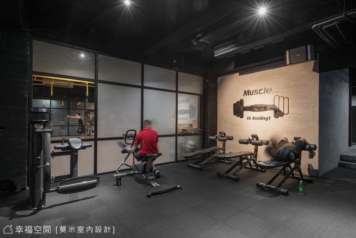 鬥犬健身工廠｜工業風｜300坪