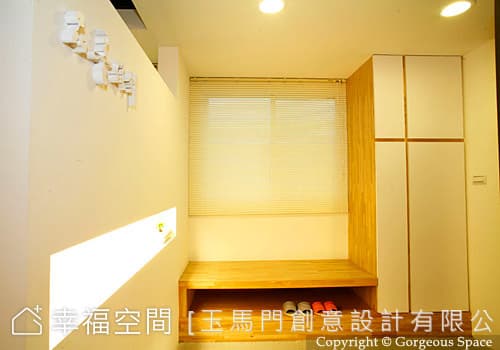 外玄關