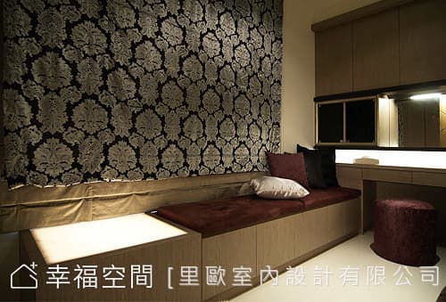 主臥起居
