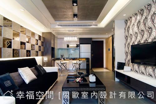 客廳望向吧台