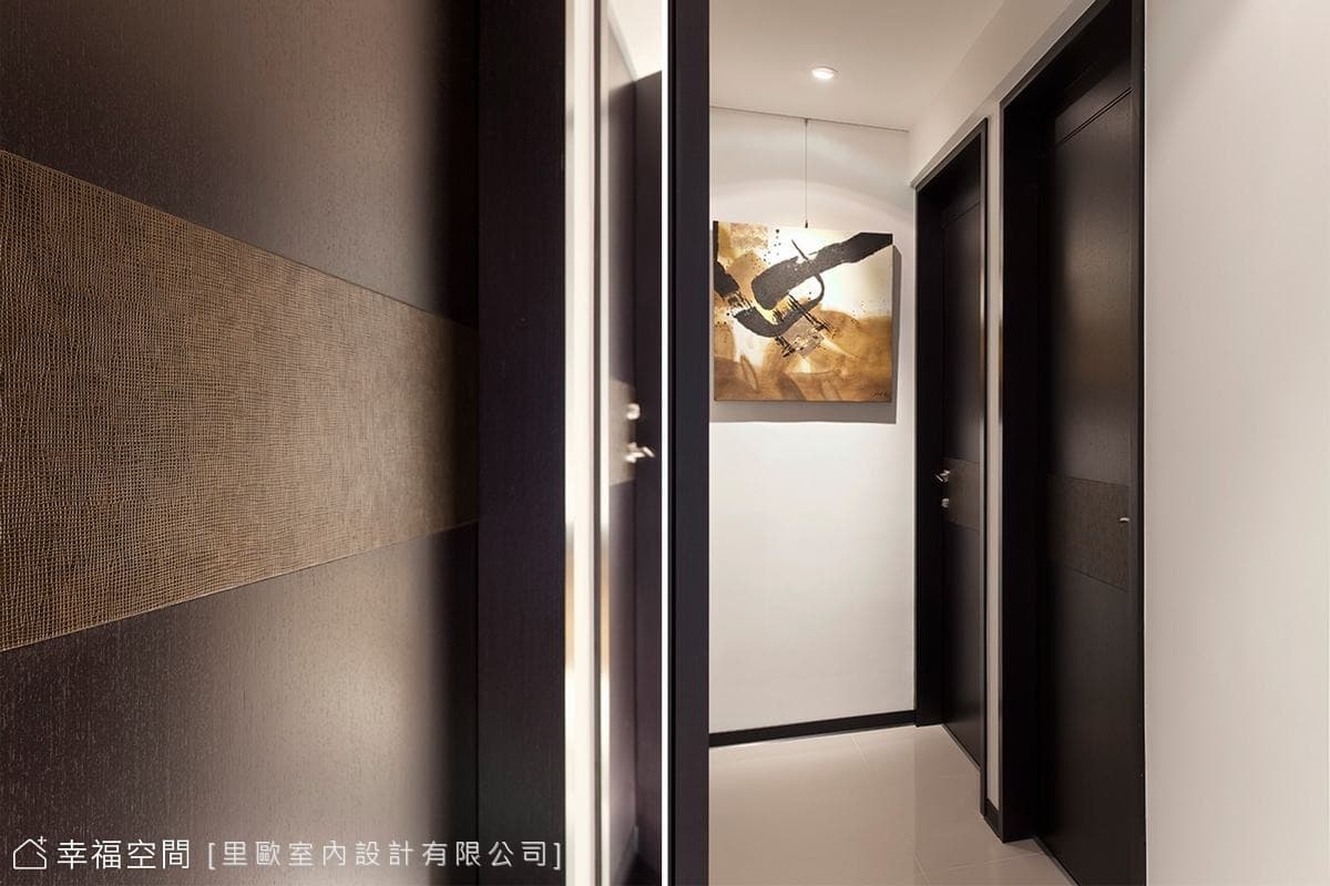 皮革門片