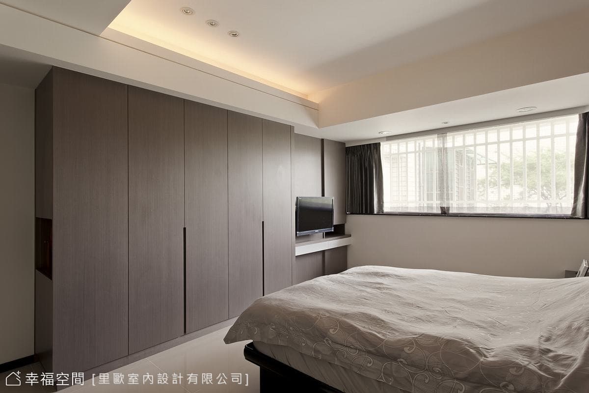 主臥