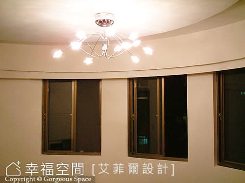 主臥