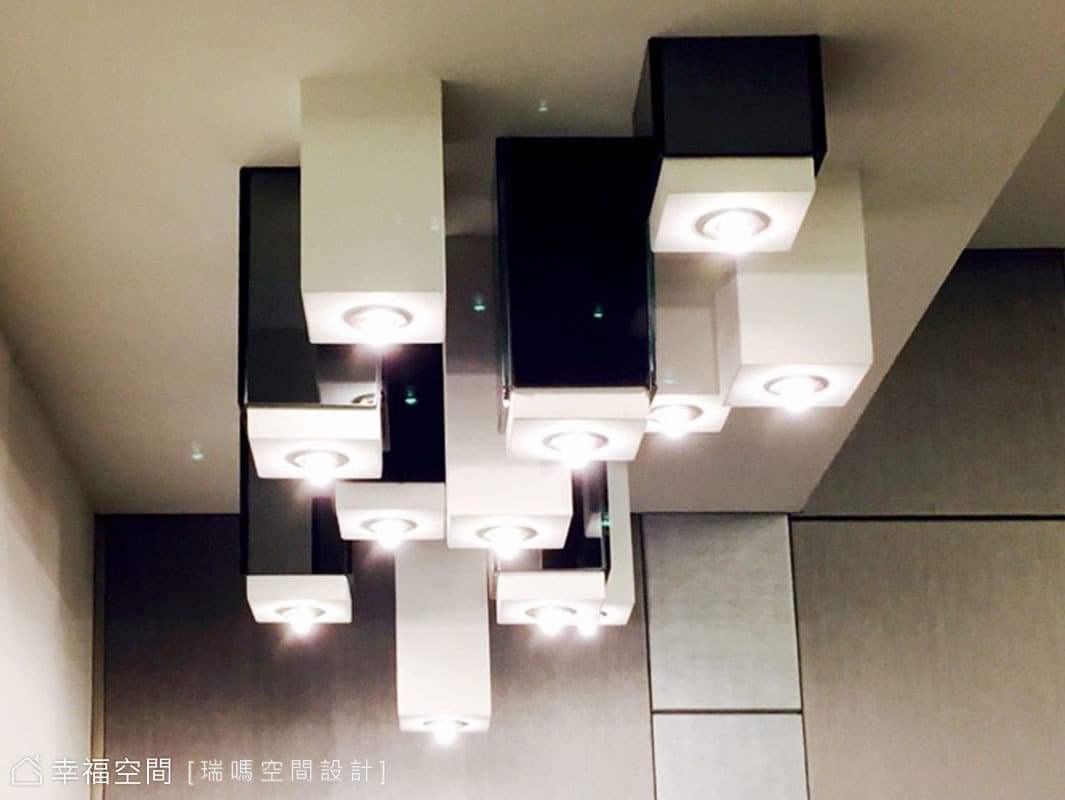造型燈飾