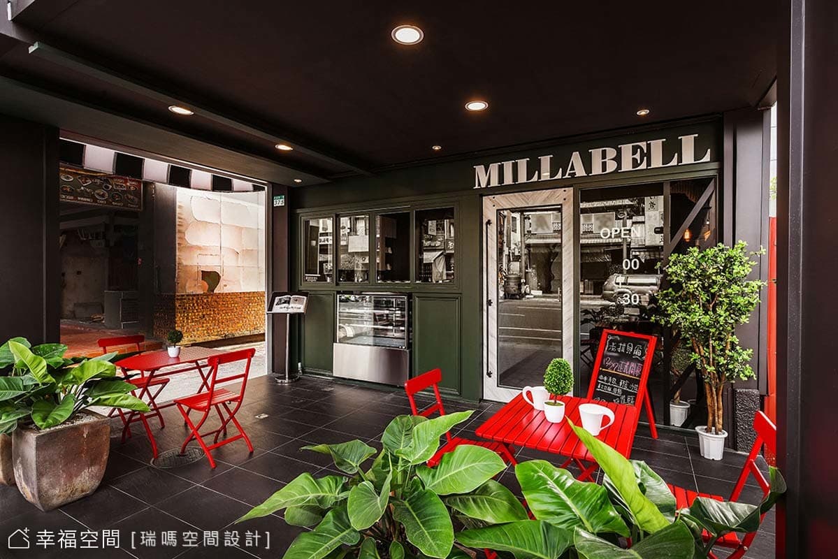 店門外觀