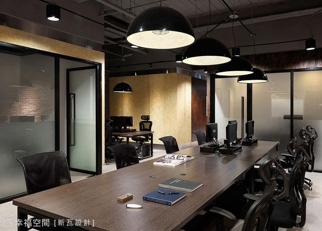 貿易企業總部辦公室