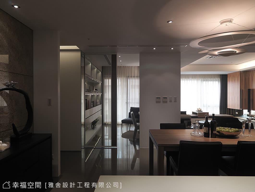 透明隔間