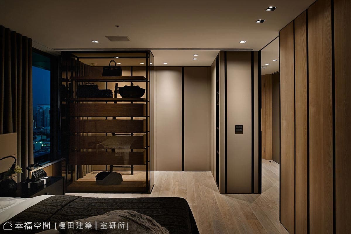 築．奚居