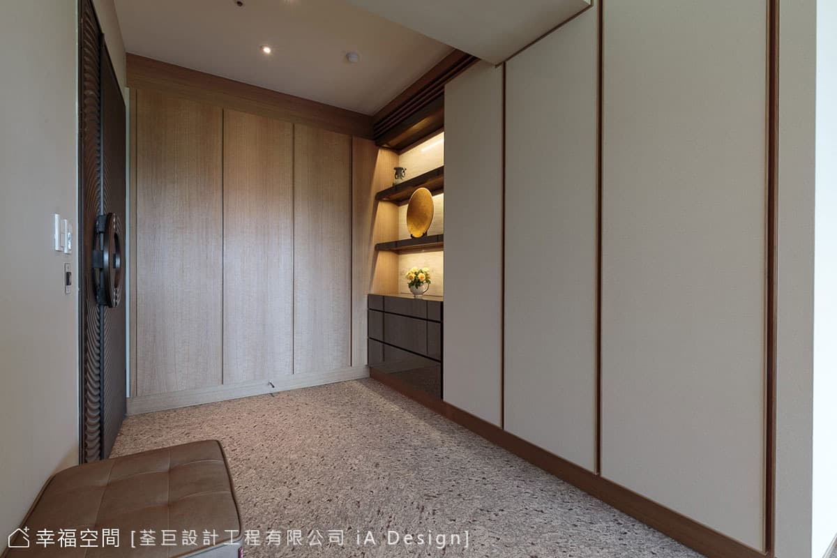 Lee Residence