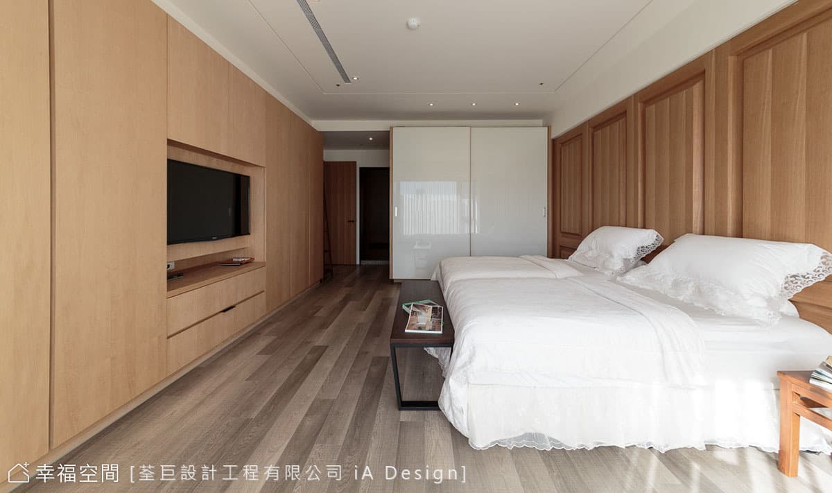 Lee Residence