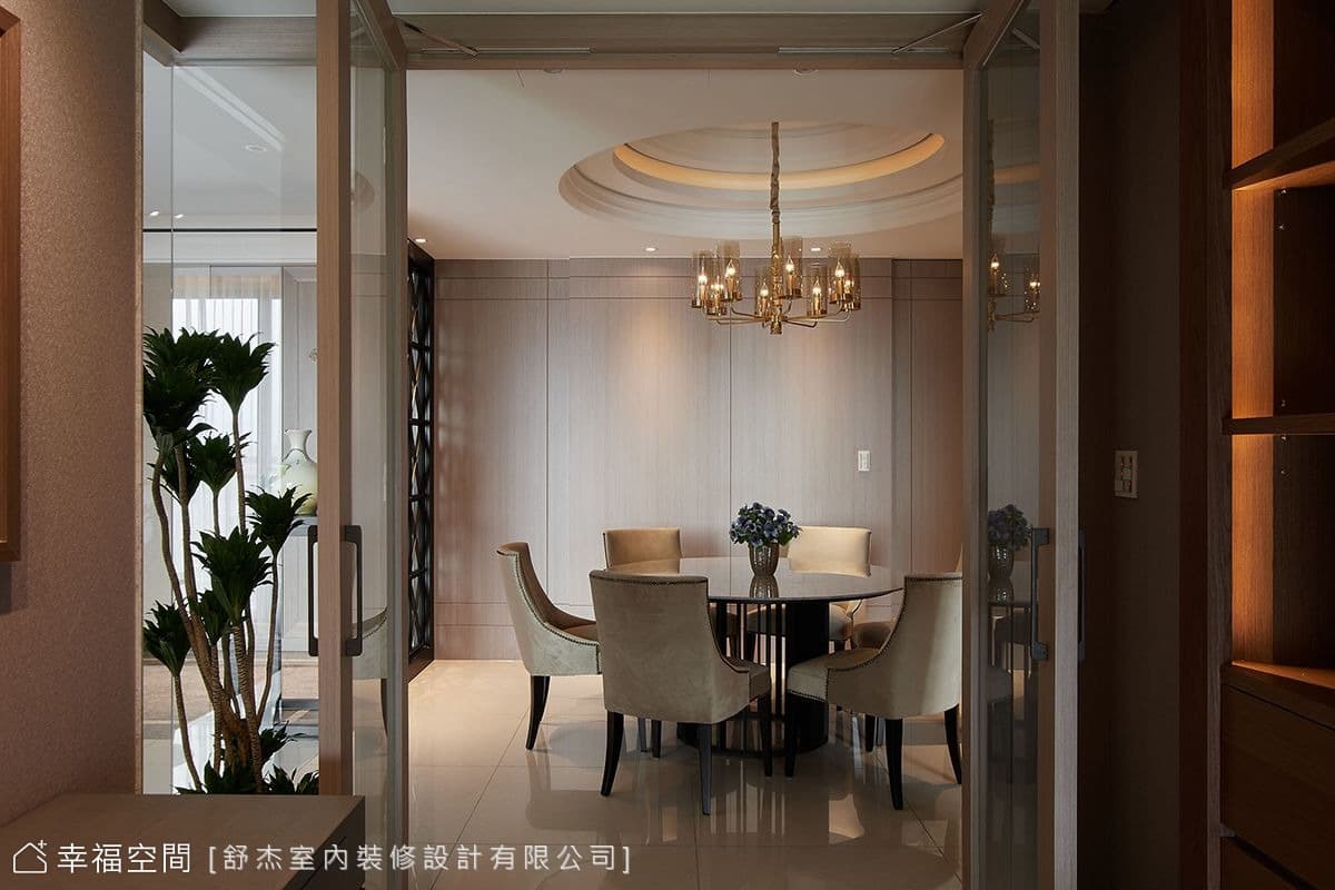 明亮敞朗