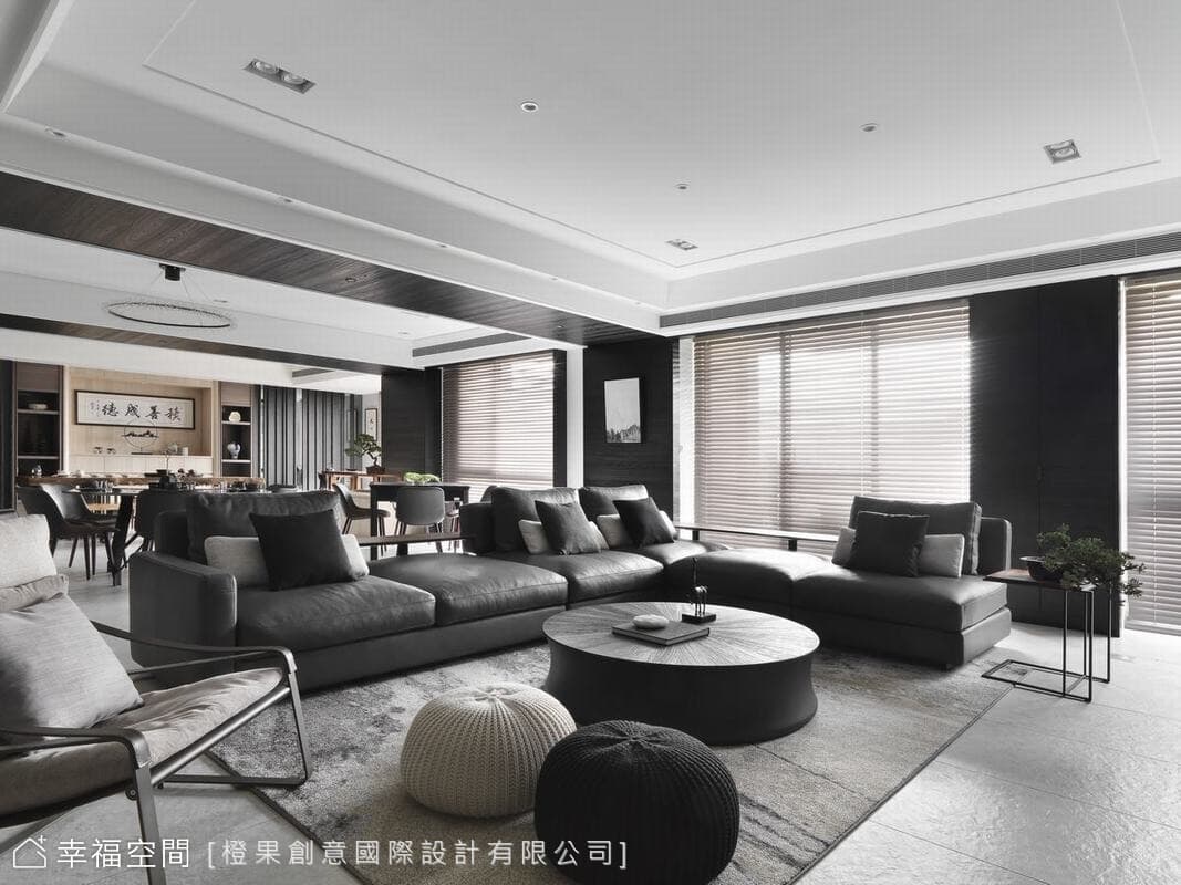 聚 含光