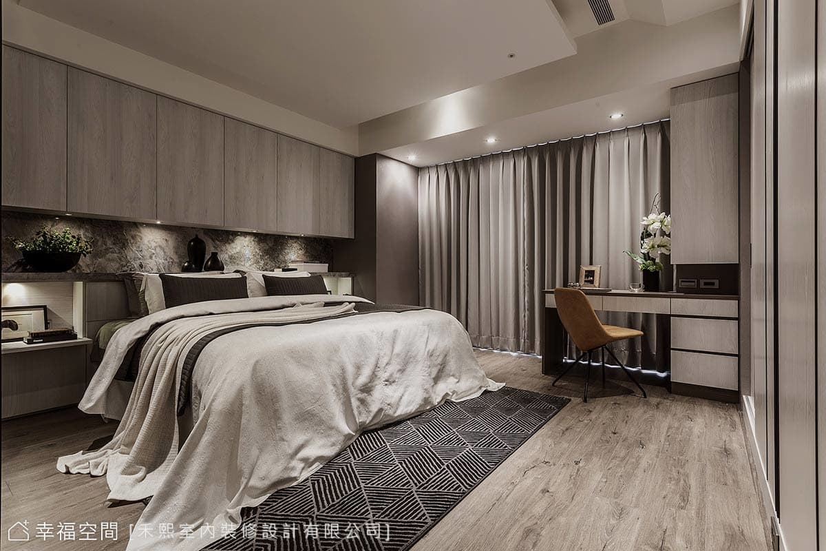 主臥房