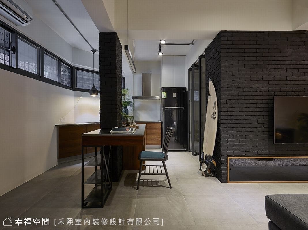 悠閒隨性 工業風老屋煥然新生