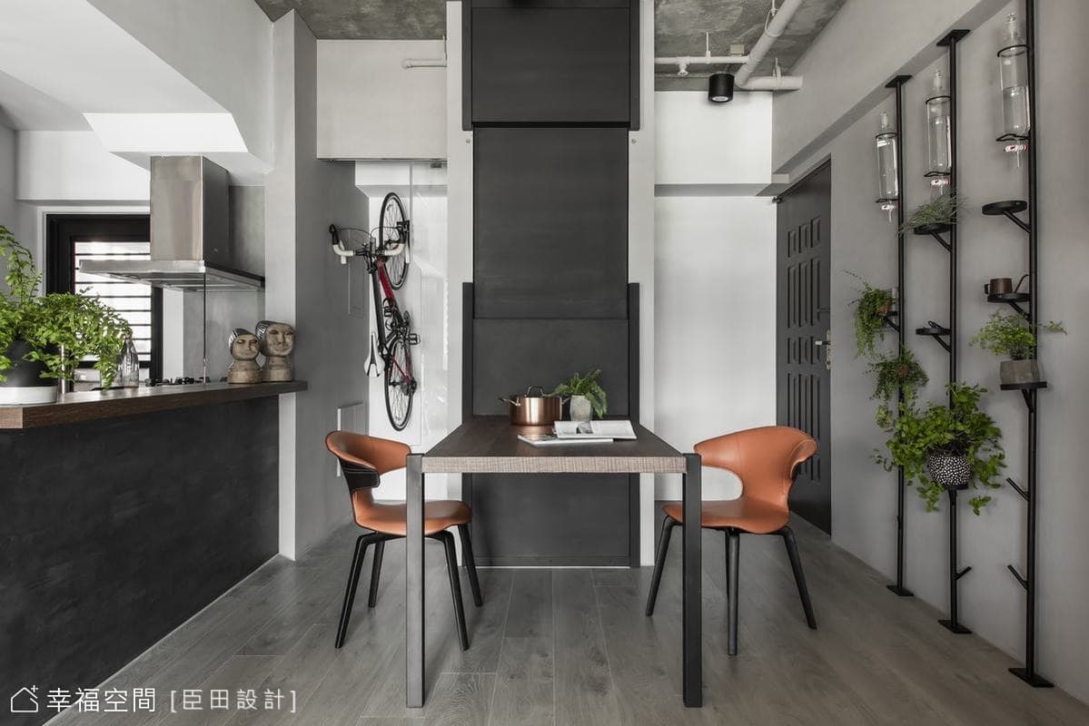 收納式餐桌