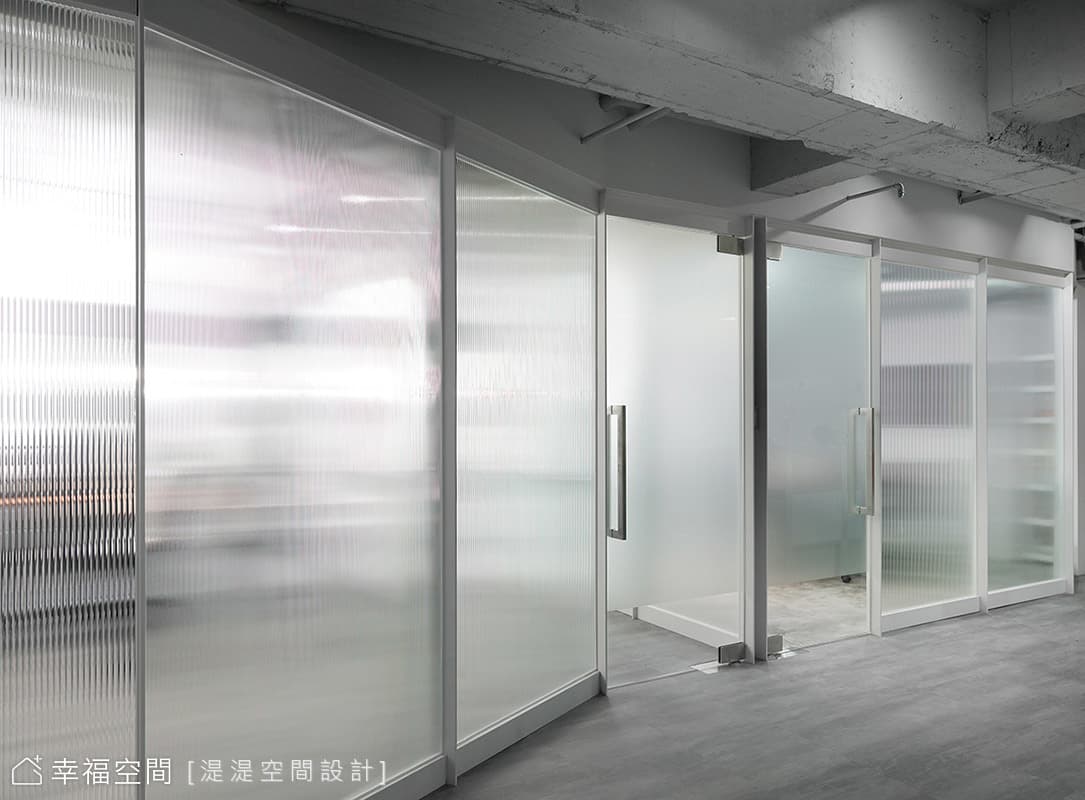 玻璃隔間