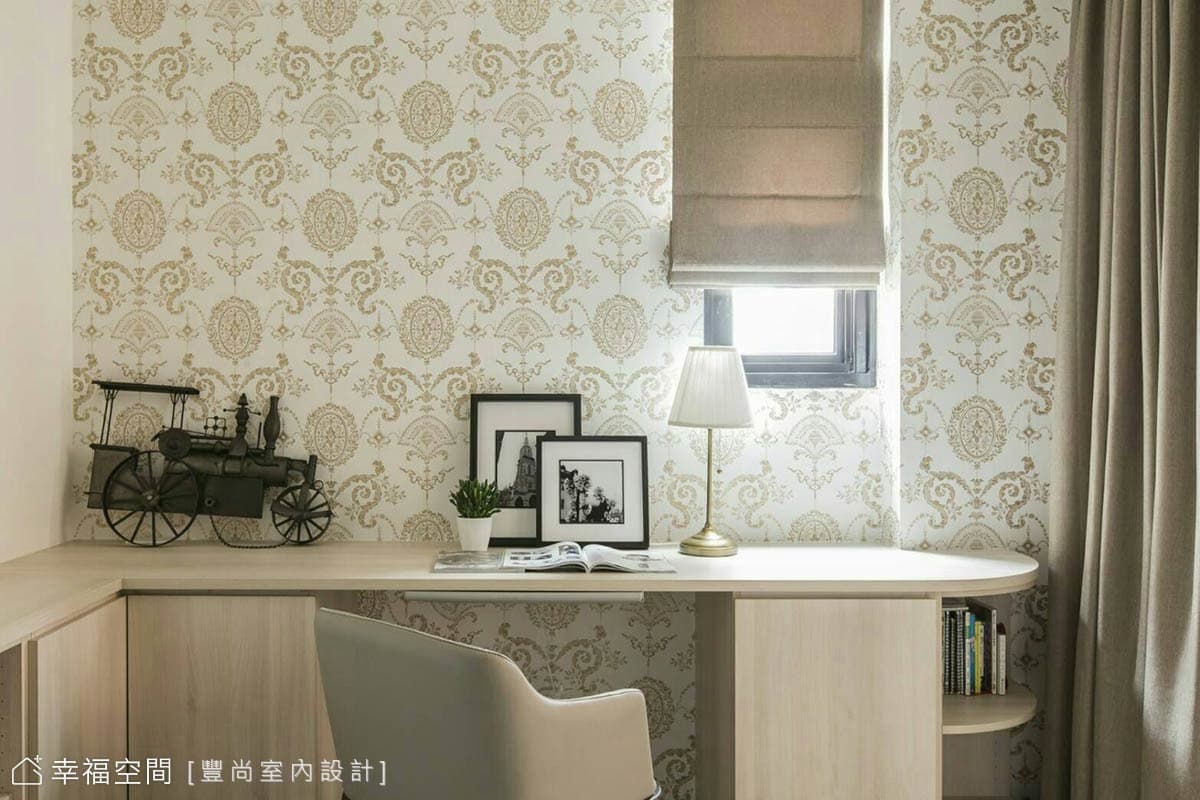 小孩房書桌
