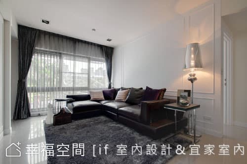 沙發背牆
