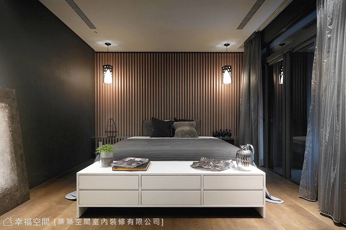 主臥房