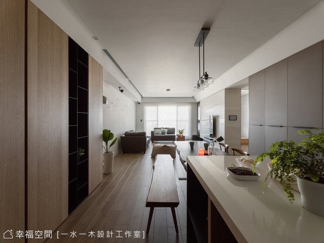 翱。由