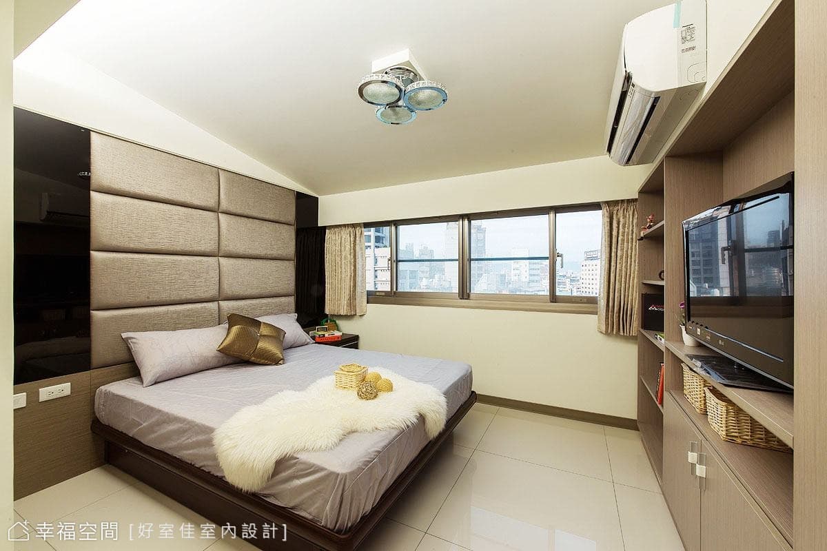 勾出立體框景 經典夾層設計