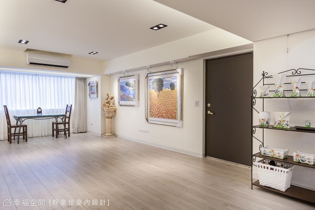 淡雅迷人的藝展空間