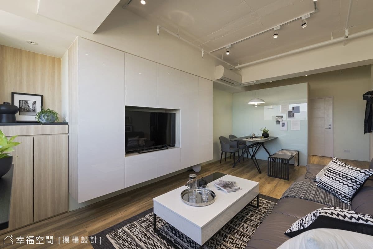 鏡透視景