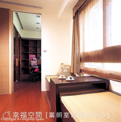 主臥臥榻區