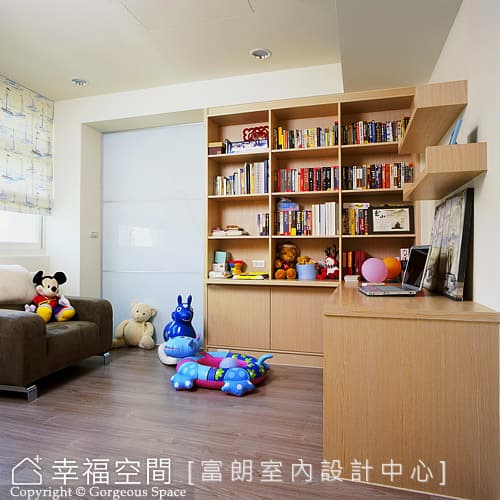 小孩房