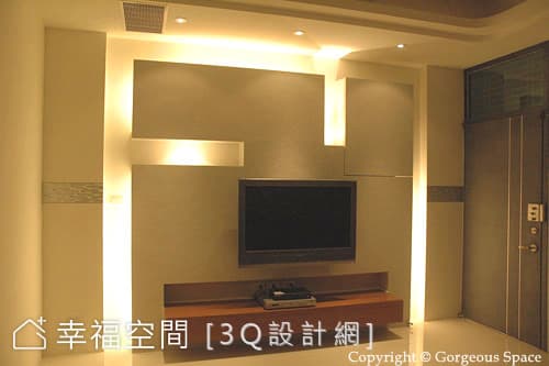 客廳主牆