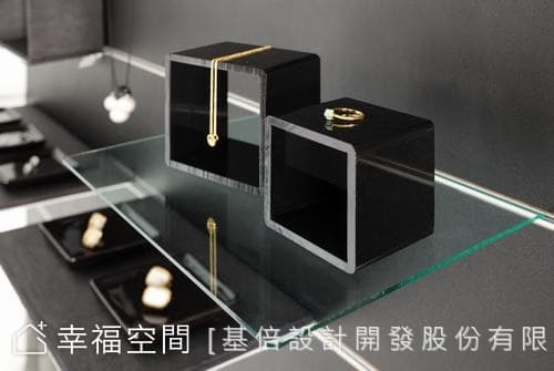 飾品商空示範