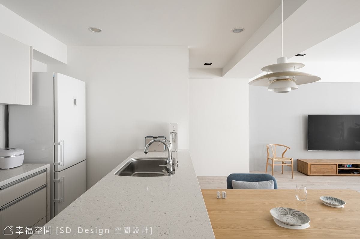 極簡澄白北歐宅｜35坪｜2房、2廳